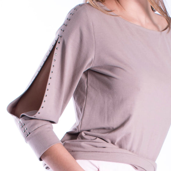 Alysh USA | Blouse with neckline