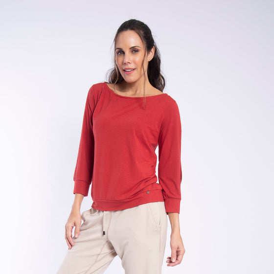 Alysh USA | Blouse with neckline